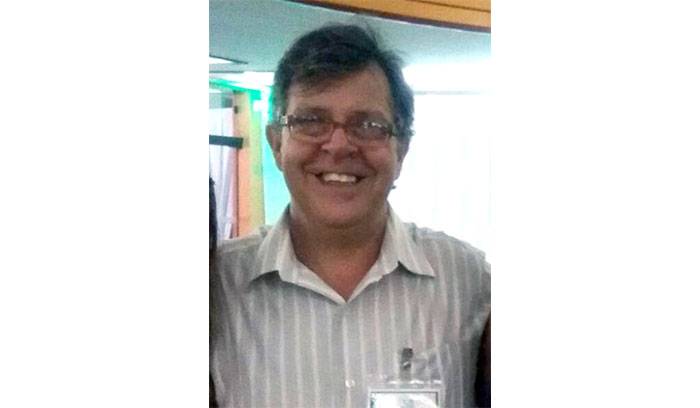 Jair, professor de Leitura e Produção de Textos das FIMI, é premiado nos dois últimos Concursos de Literatura realizado pelo Instituto International Paper
